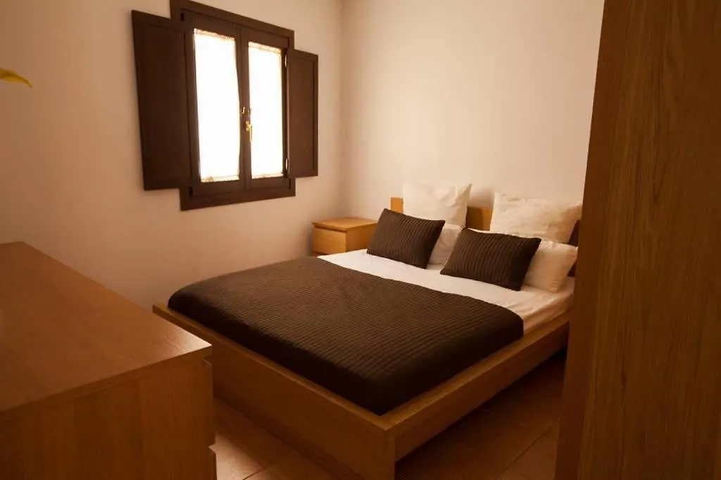 La Bella Lola Boutique Home Palamos